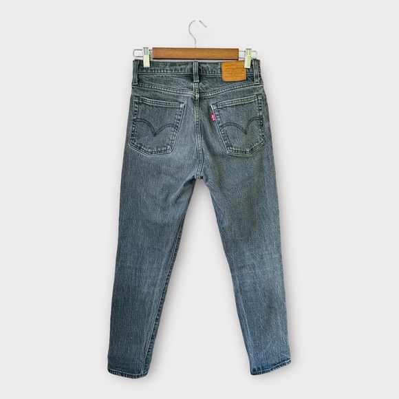 Levis Premium Wedgie Jean, size 25 - Picture 2 of 8